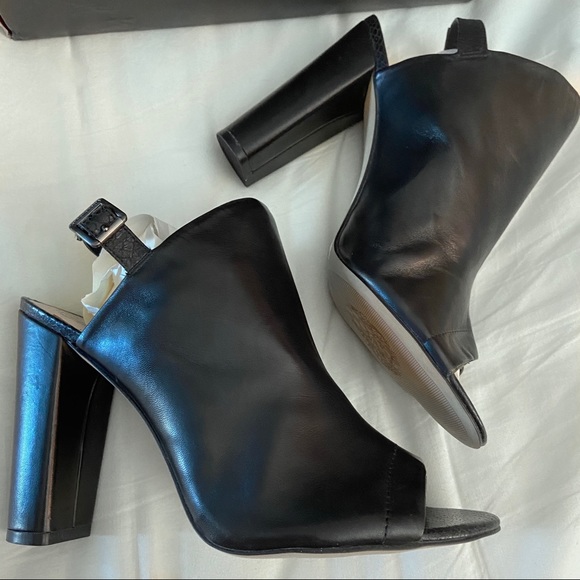 NEW Vince Camuto “Allia” Heels - Picture 1 of 8
